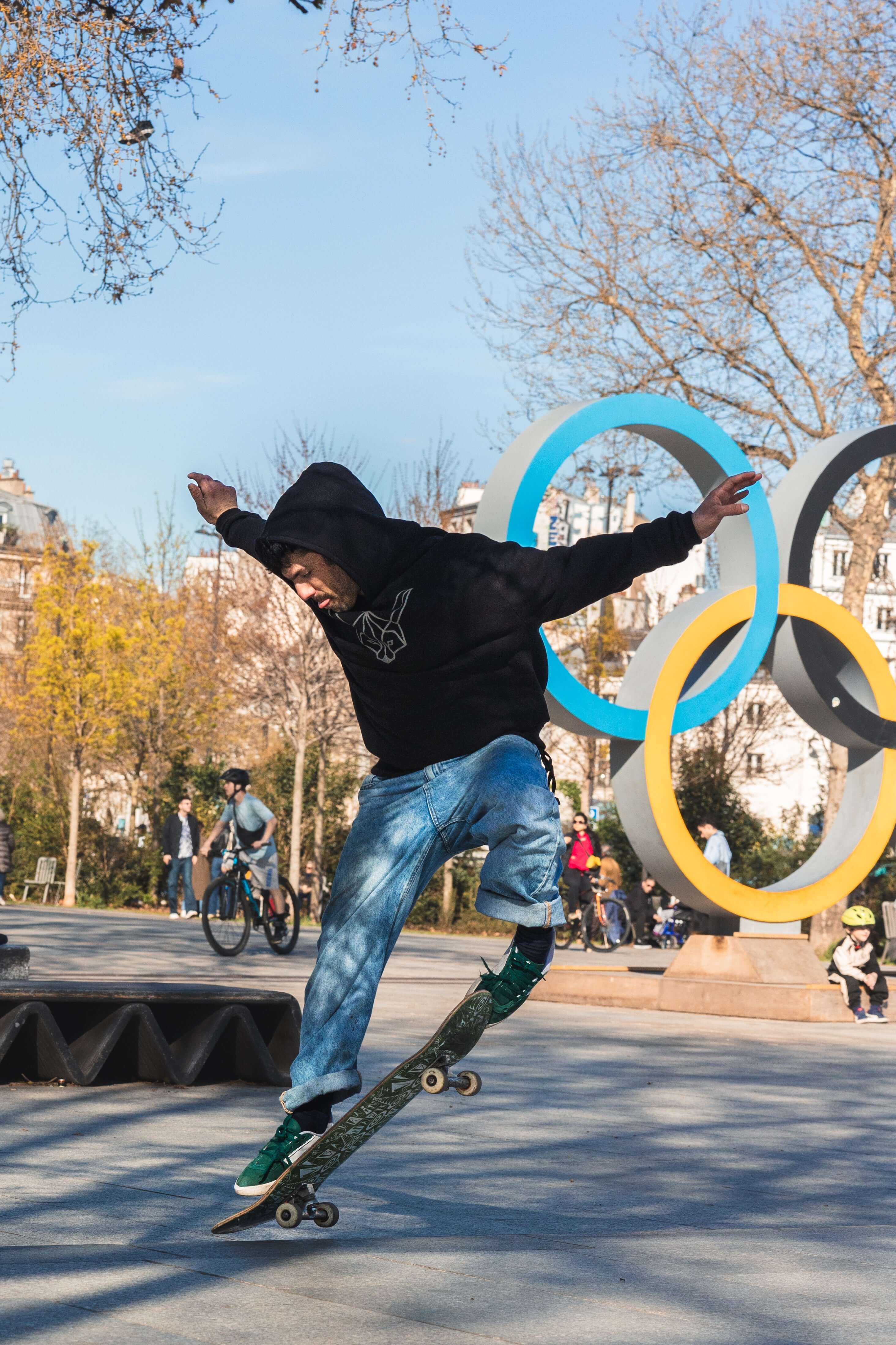 Oversized Black Hoodie - SHINY HOODY