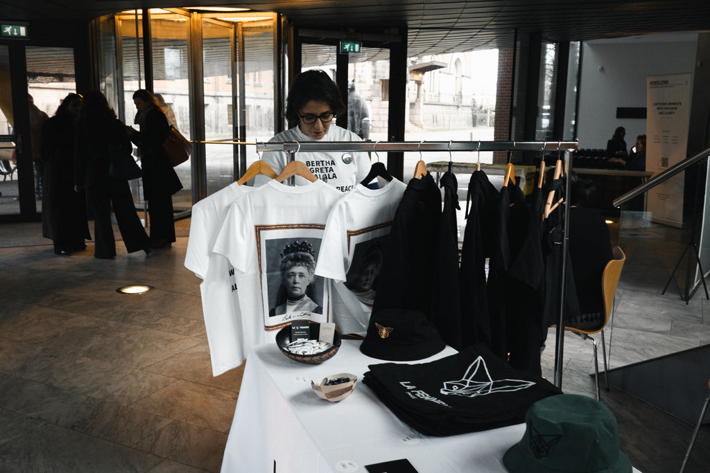 T-shirt Women for Peace - Bertha Von Suttner x Greta Thunberg x Malala Yousafzaï